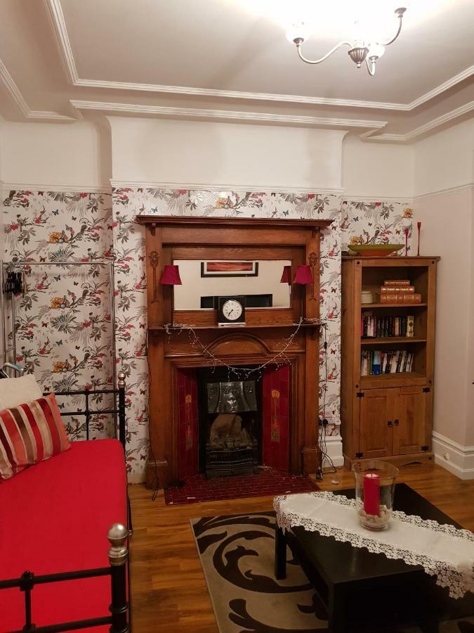 Beautiful Room In Victorian Family Home Ilford Extérieur photo