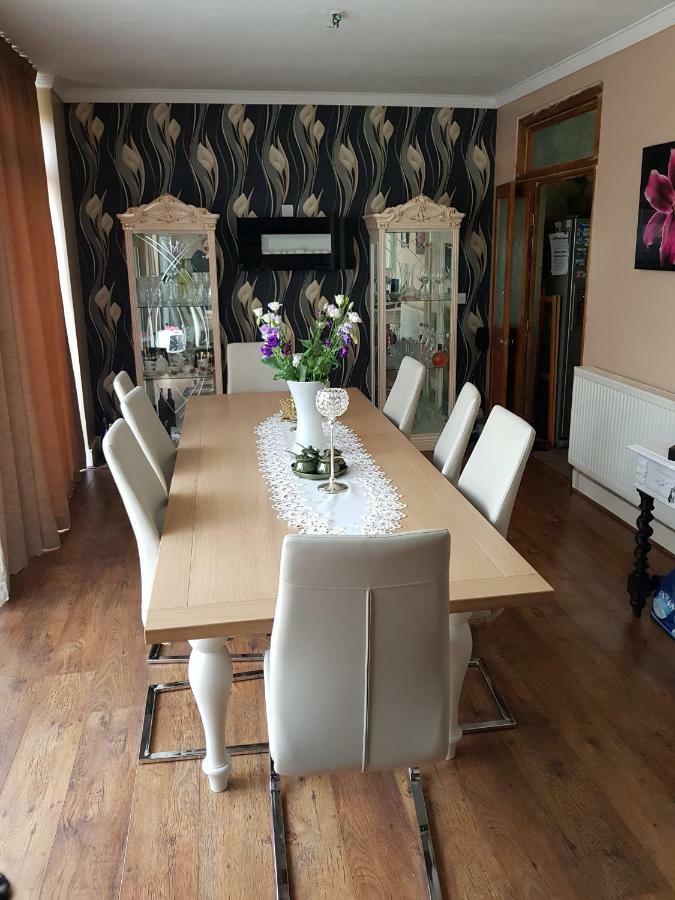 Beautiful Room In Victorian Family Home Ilford Extérieur photo