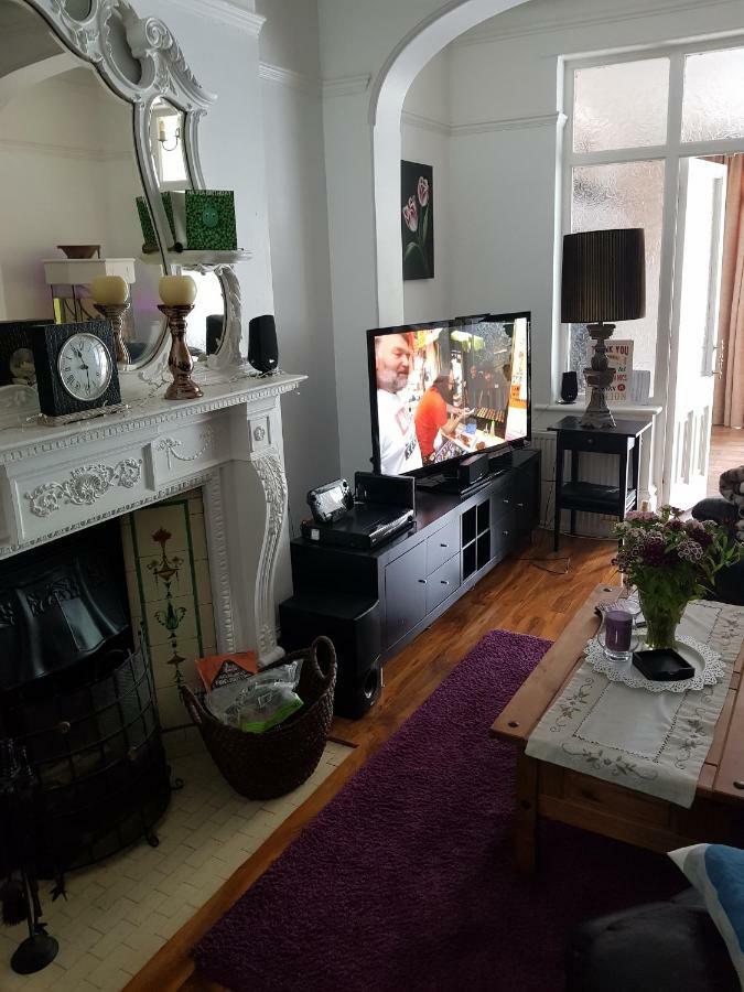 Beautiful Room In Victorian Family Home Ilford Extérieur photo
